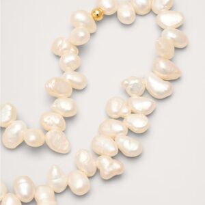 Pearly drop necklace by Anni Lu